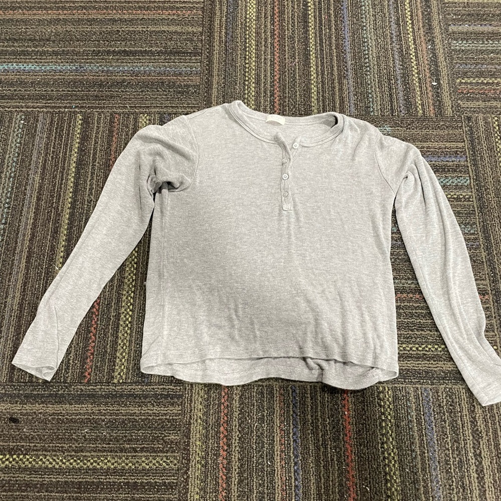 Brandy Melville, Grey longsleeve quarter button top, slightly cropped
